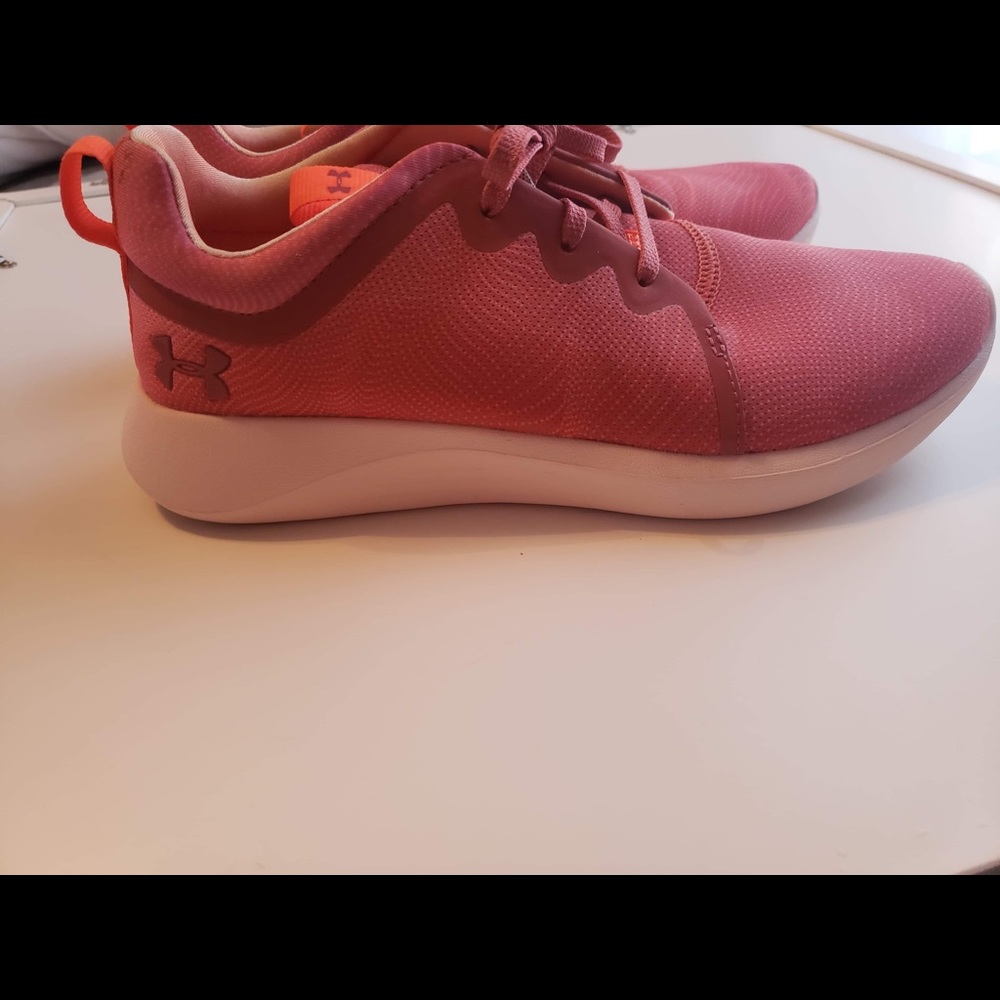 Under armour womens running shoes